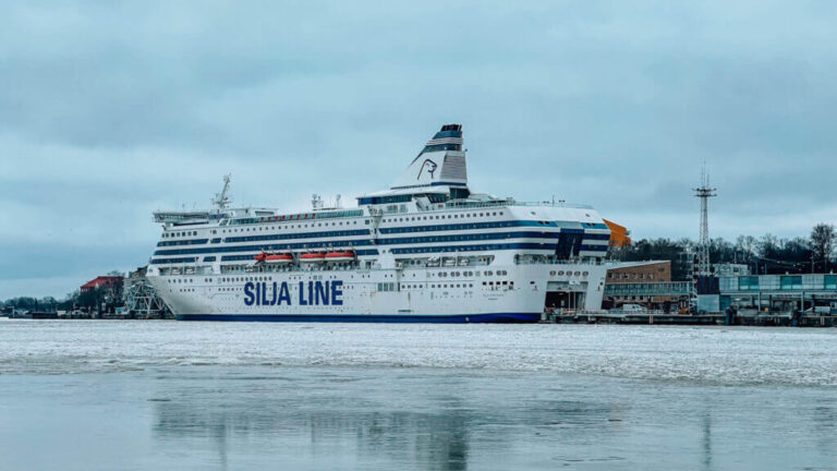 Silja Serenade from the outside