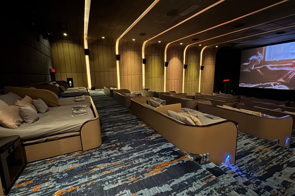 the bed cinema overview at sf world cinema thailand with all its double beds.
